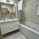 דירה Brisa Do Mar - 2br Sea Front Luxury קווארטיירה