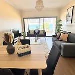 Brisa Do Mar - 2br Sea Front Luxury דירה